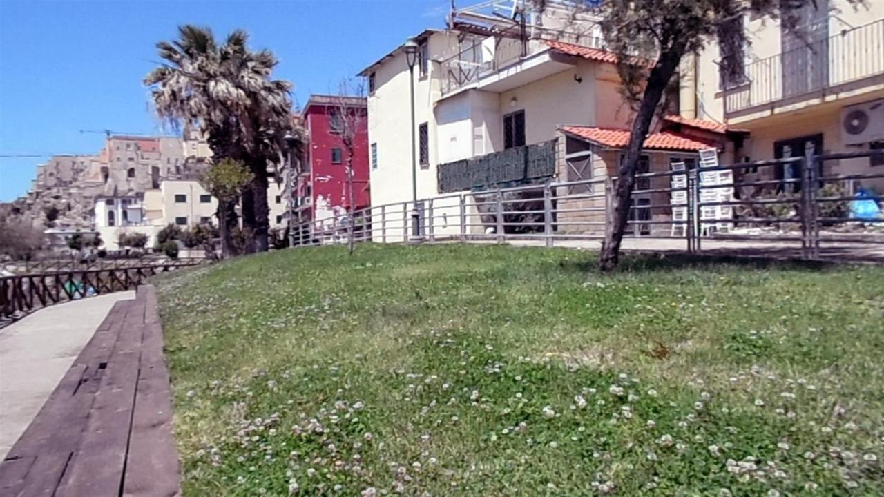 Valerio'S Flat Leilighet Pozzuoli Eksteriør bilde